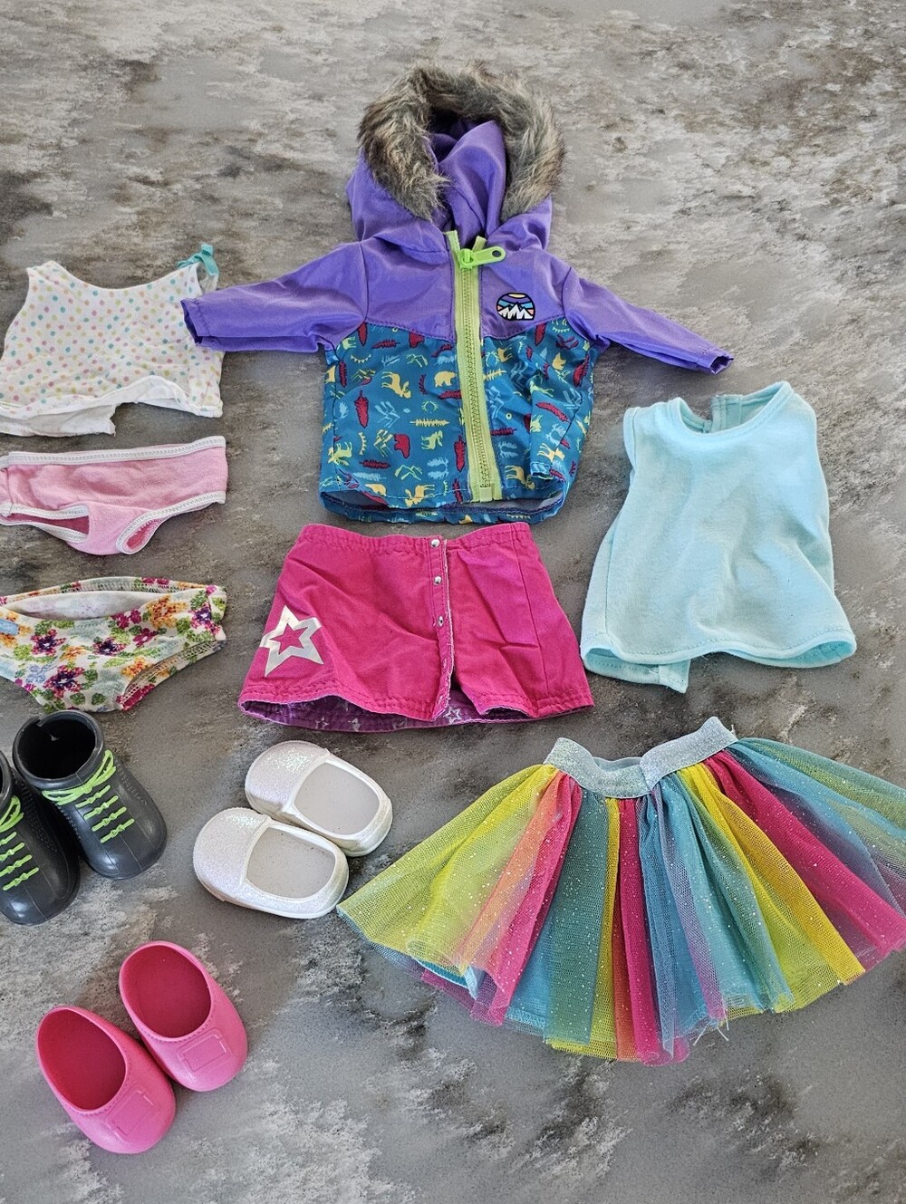 American Girl & Mixed Brands 11pc 18" Doll Clothes & Shoes Lot